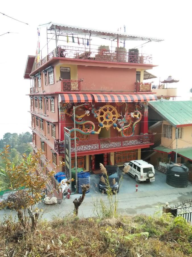 Hotel Golden Dragon Aritar Exterior foto
